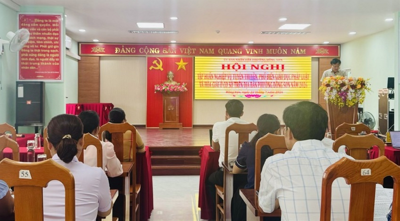 tap-huan-nghiep-vu-pho-bien-giao-duc-phap-luat-cong-tac-hoa-giai-o-co-so-cho-doi-ngu-tuyen-truyen-vien-phap-luat-to-truong-to-dan-pho-va-truong-ban-cong-tac-mat-tran-tren-dia-ban-phuong-dong-son